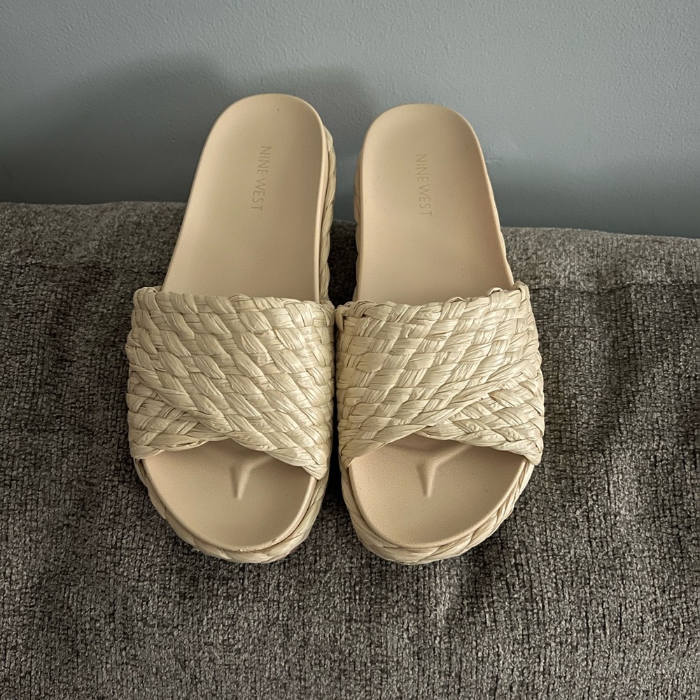 Nine West Cream Colored Woven Slide Sandals